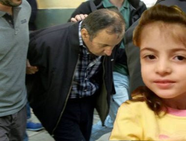 Την φροντίδα του δίδυμου αδελφού της 6χρονης Στέλλας ζητά ο Άρειος Πάγος